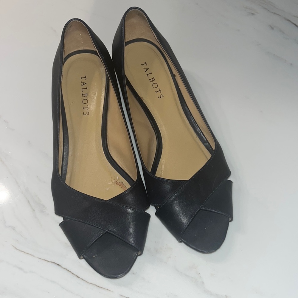 Talbots Navy Blue dress shoe size 9.5